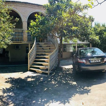 Appartamento Hause Tskhaltubo Esterno foto